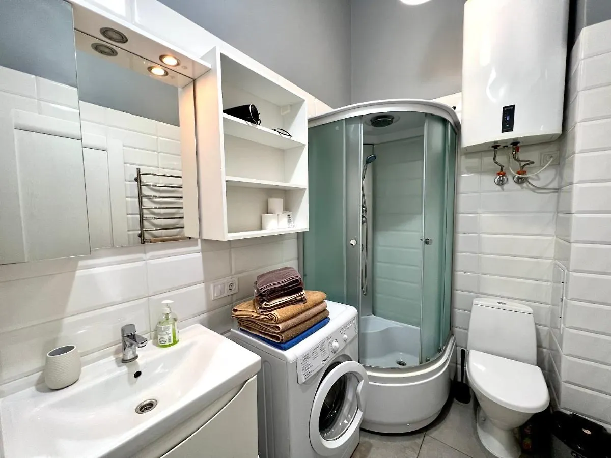 Kyiv White Apartment 0*,