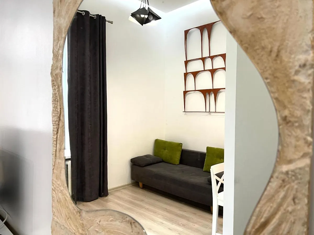 Kyiv White Apartment